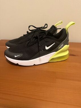 Nike Kids Black and Volt Air Max 270 Sneakers